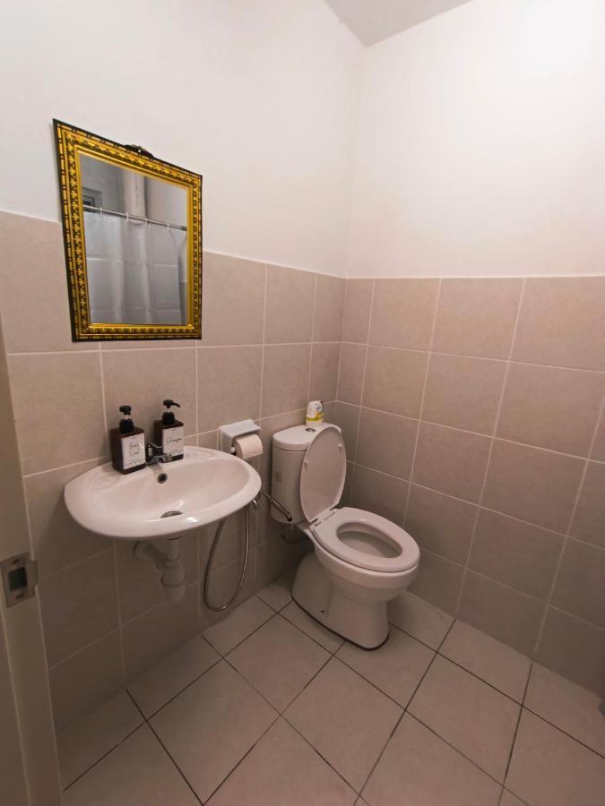 Klia Airport Homestay 10 Sepang Bagian luar foto